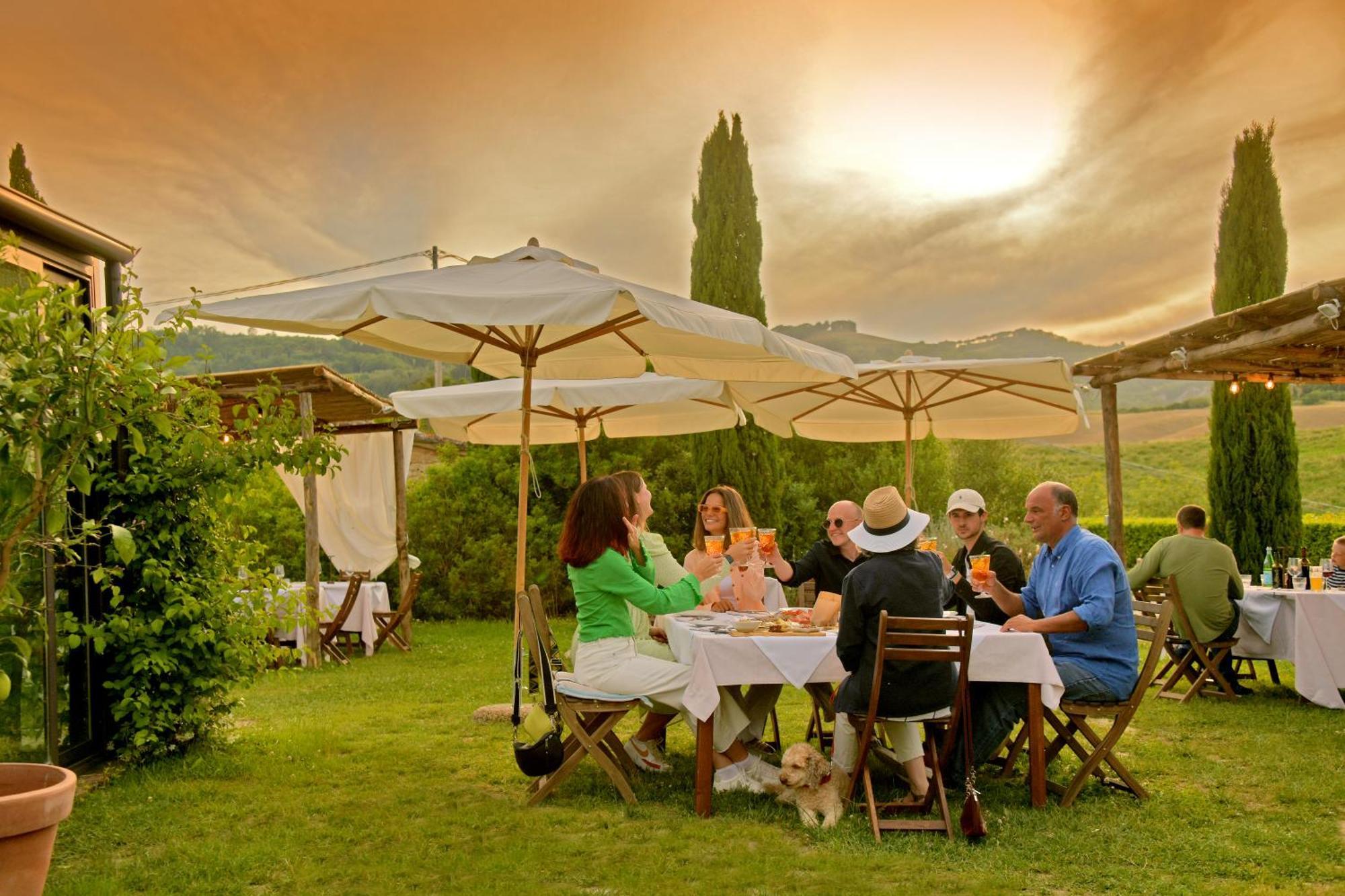 Locanda Le Giunche Guardistallo Kültér fotó