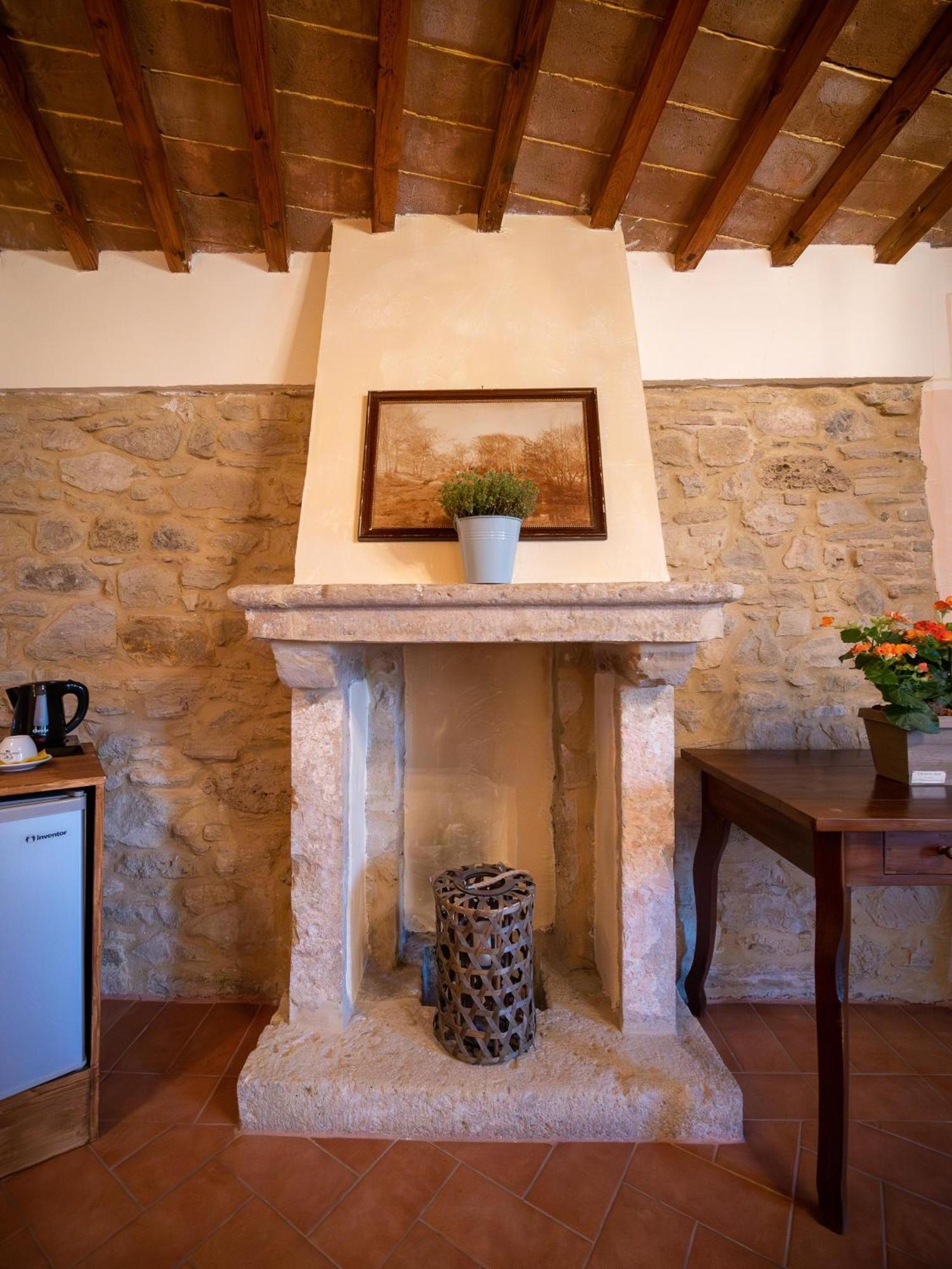 Locanda Le Giunche Guardistallo Kültér fotó