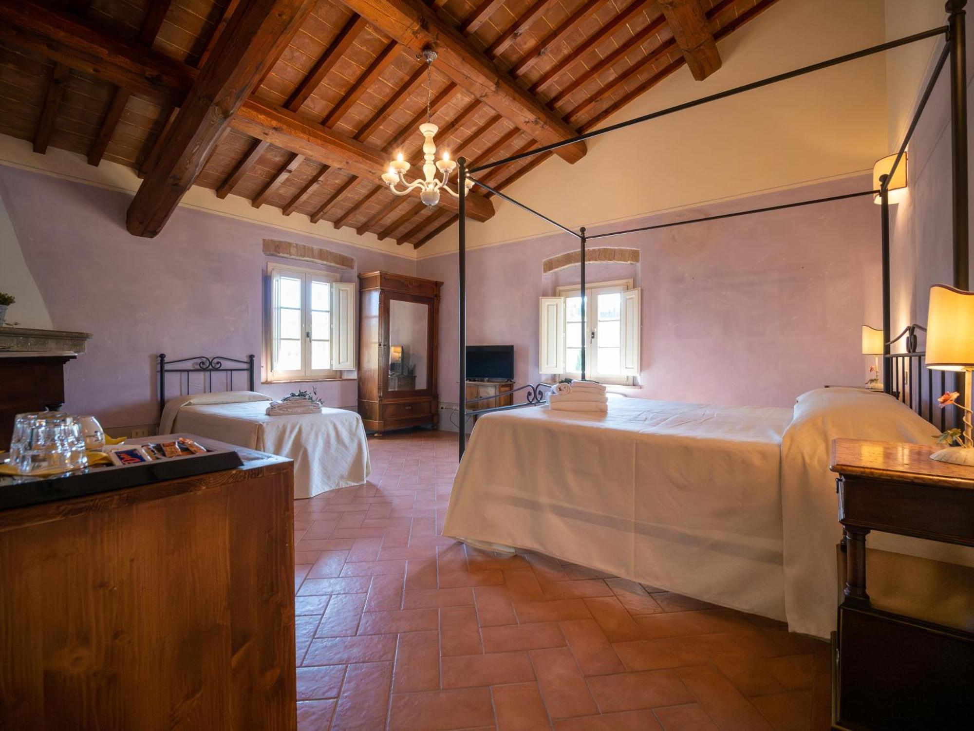 Locanda Le Giunche Guardistallo Kültér fotó