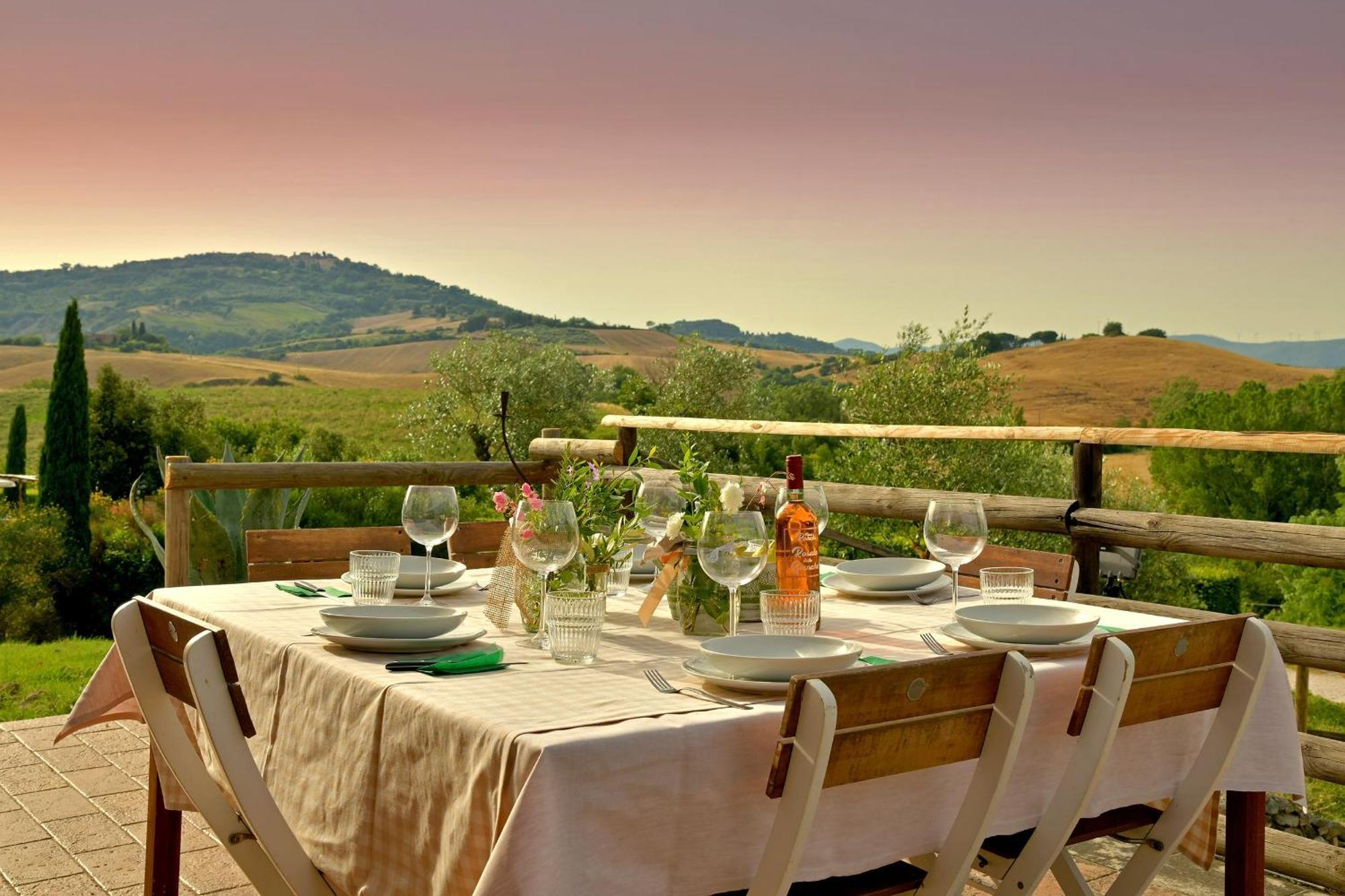 Locanda Le Giunche Guardistallo Kültér fotó
